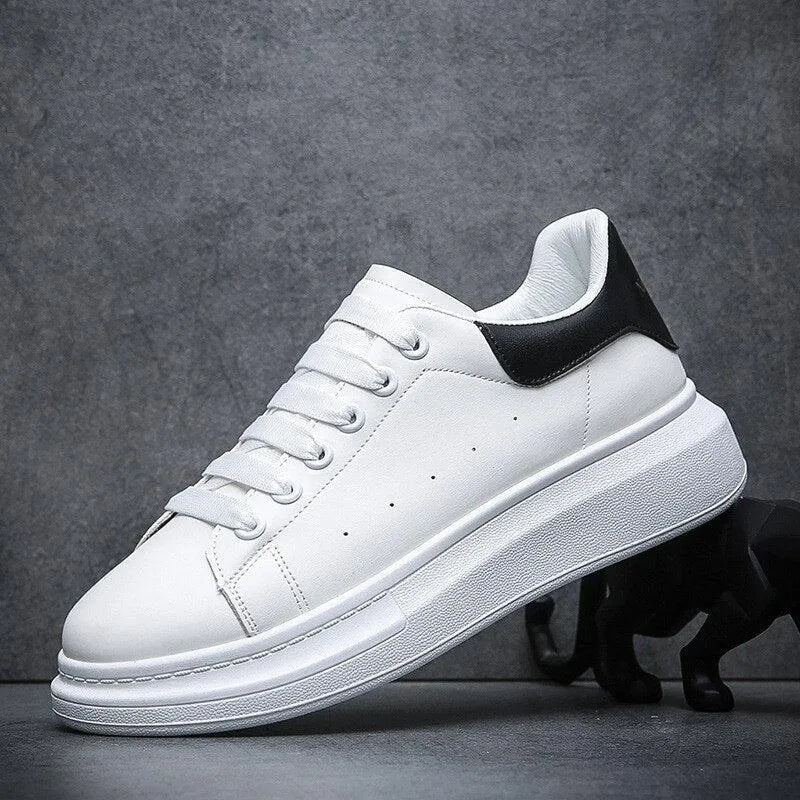 Seweryn | Sneakersy męskie na grubej podeszwie - Biało-czarny